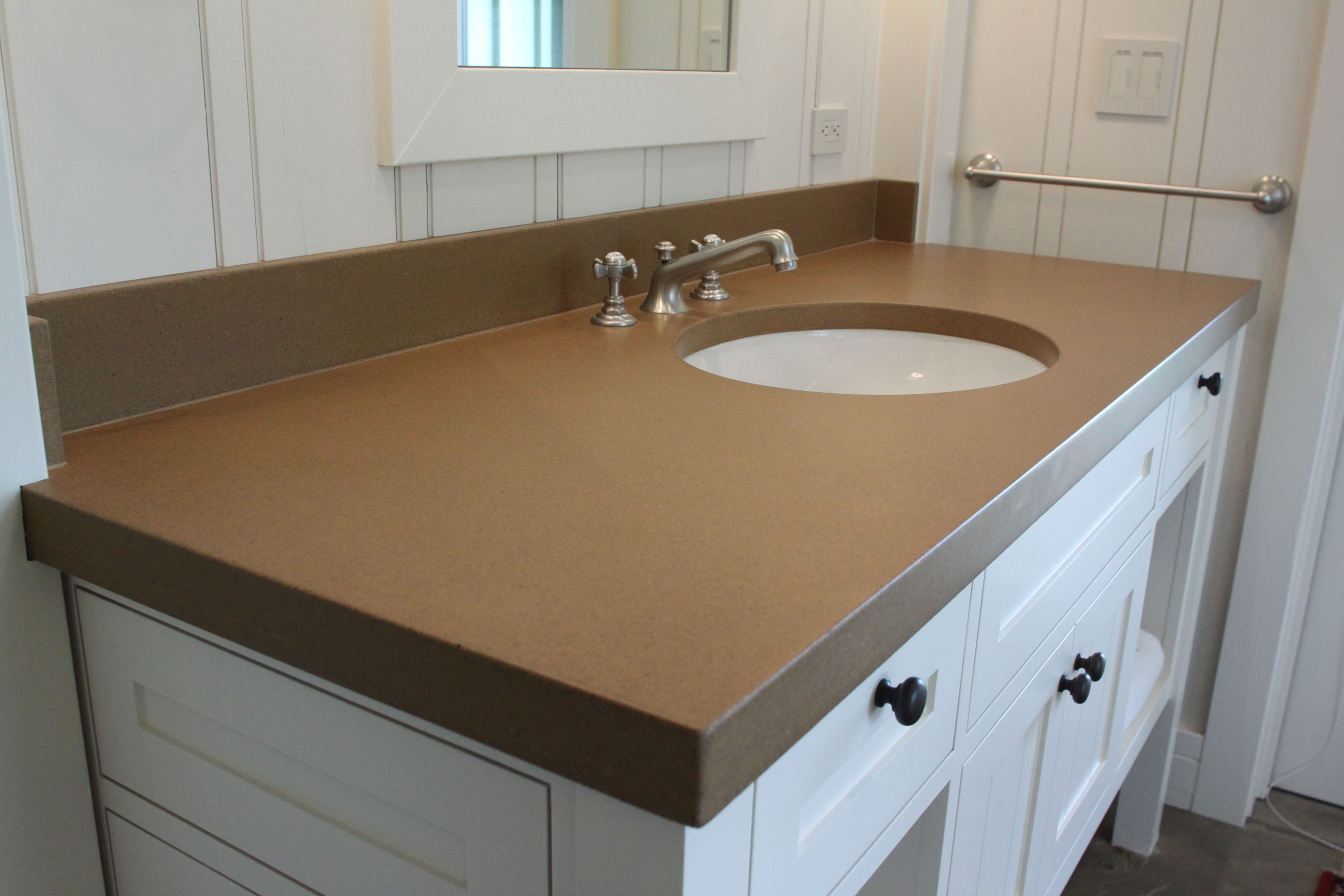 UnderMount Sink with Concrete Countertop, N611 Buckskin