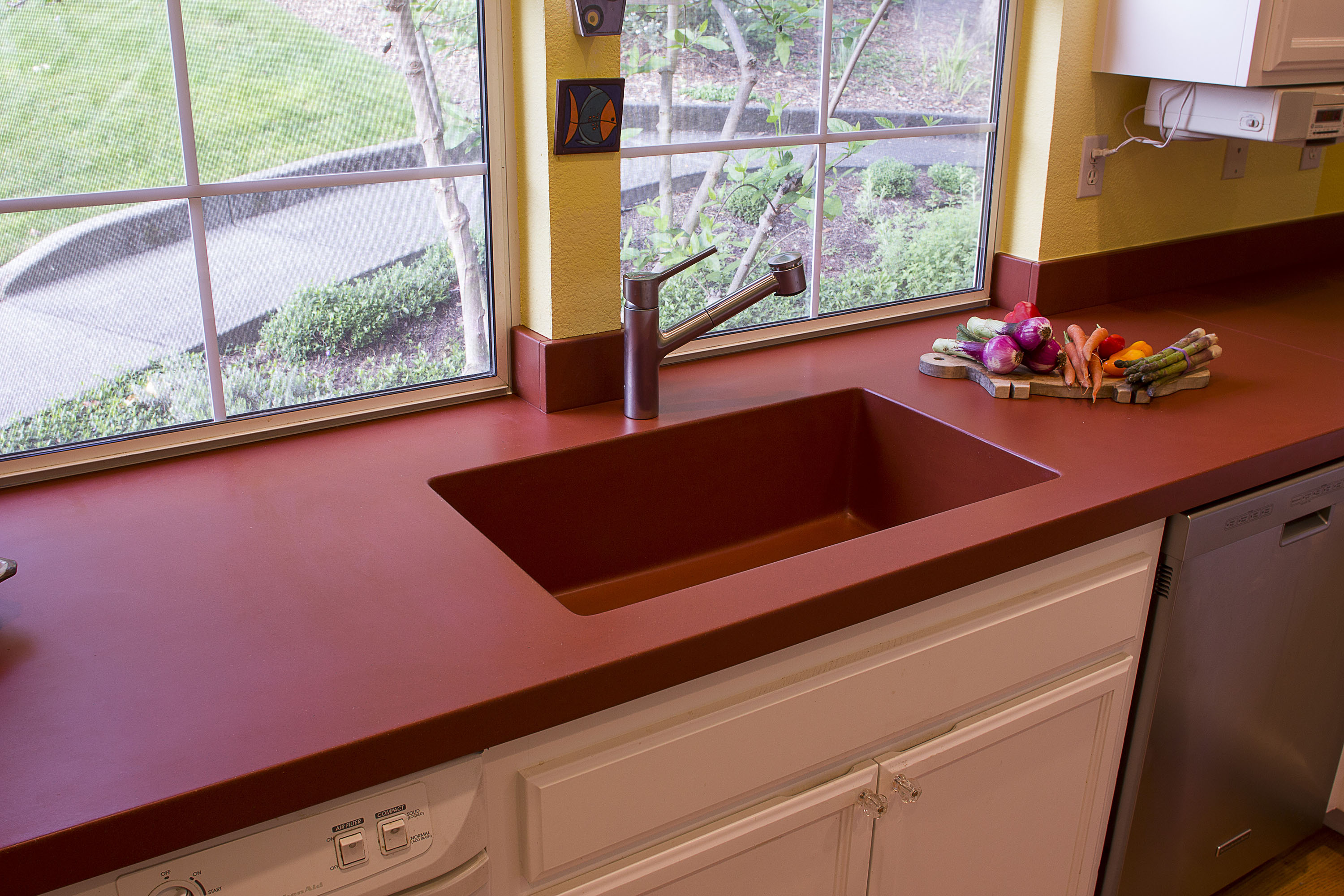 Basic Integrated Kitchen Sink, N615 Paprika