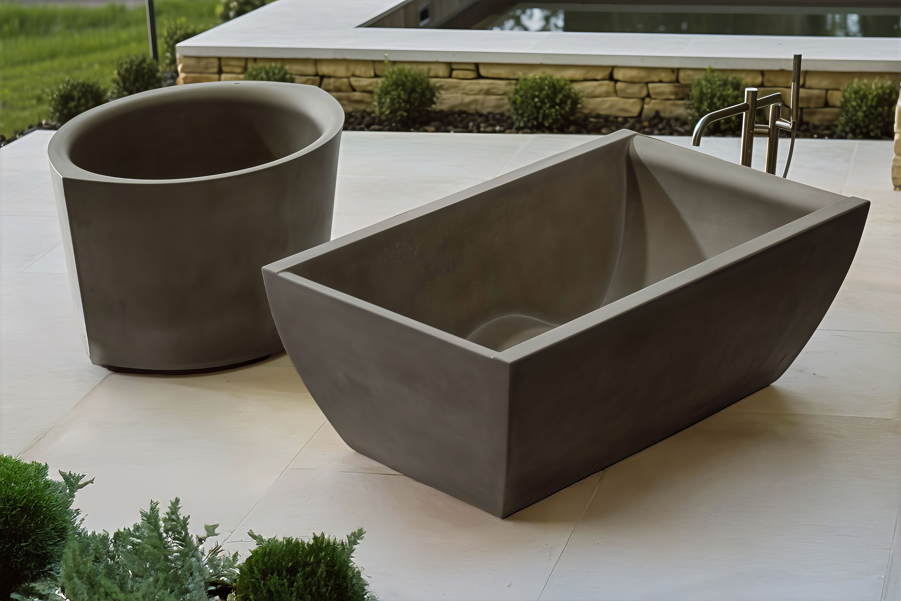 Matching Ofuro and DoubleWave Classic Soaking Tubs, C640 Mink