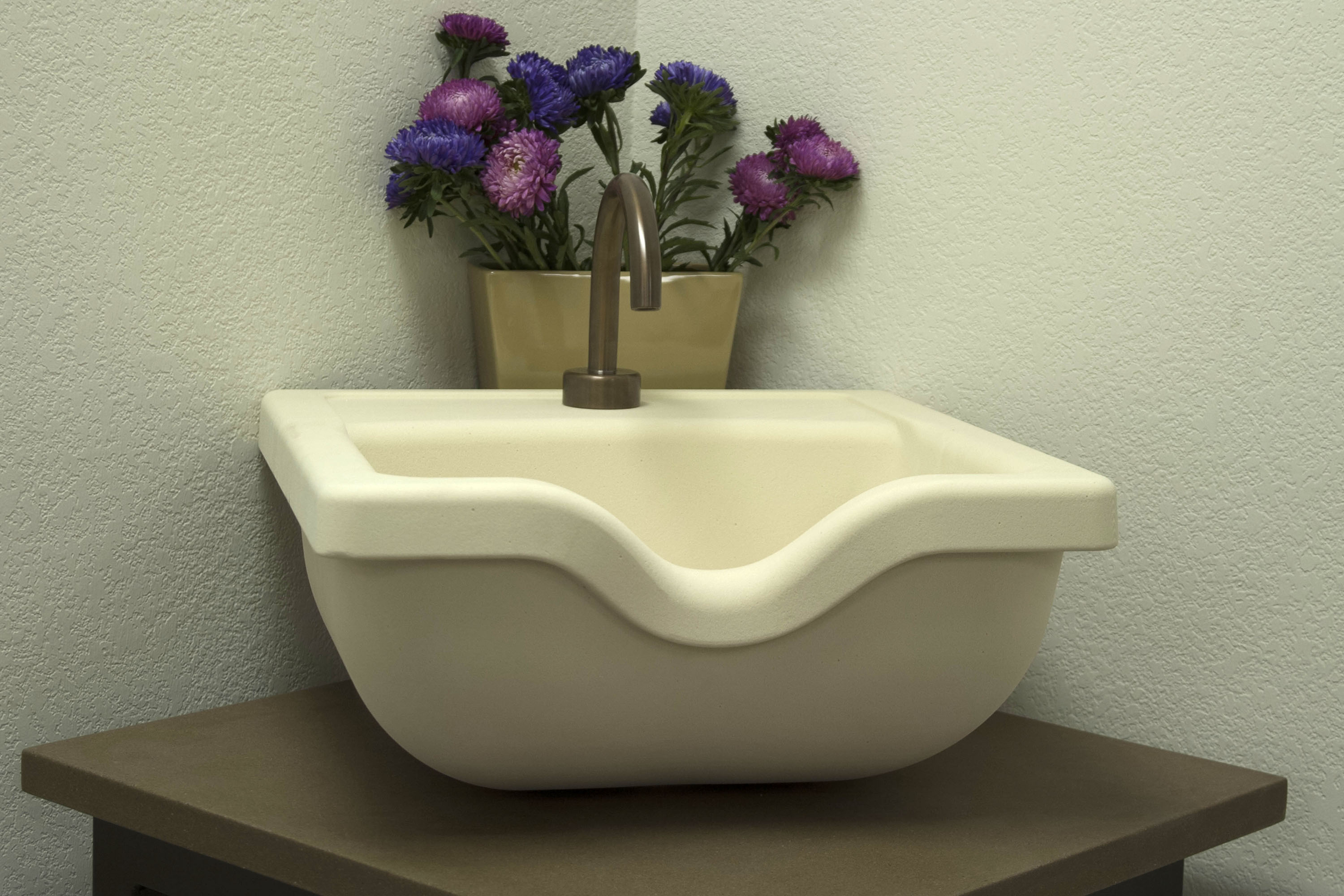 Salon VesselSink, C625 Vista Cream, Sonoma Forge Faucet