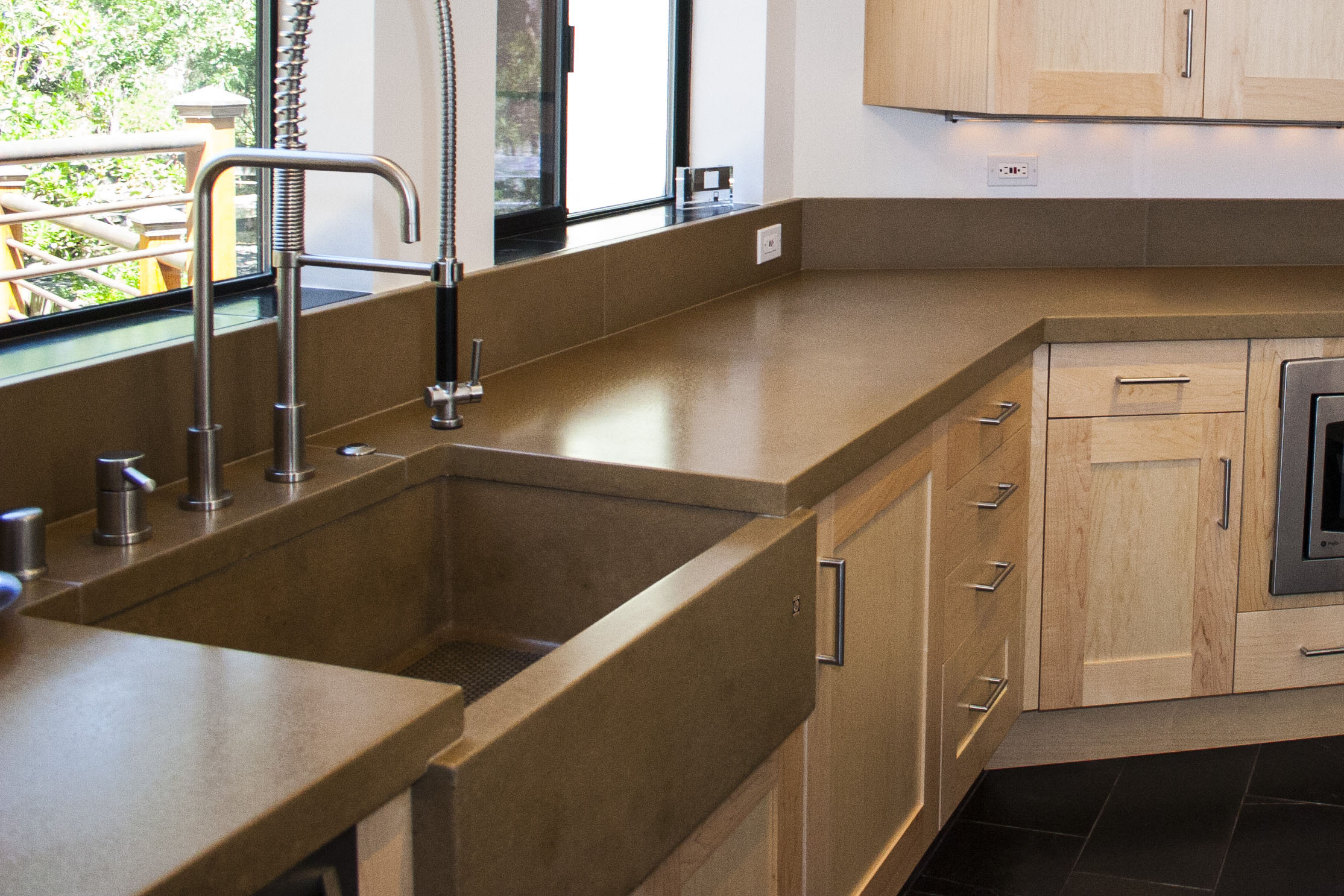Concrete FarmSink, Matching Countertop, N610 Earth