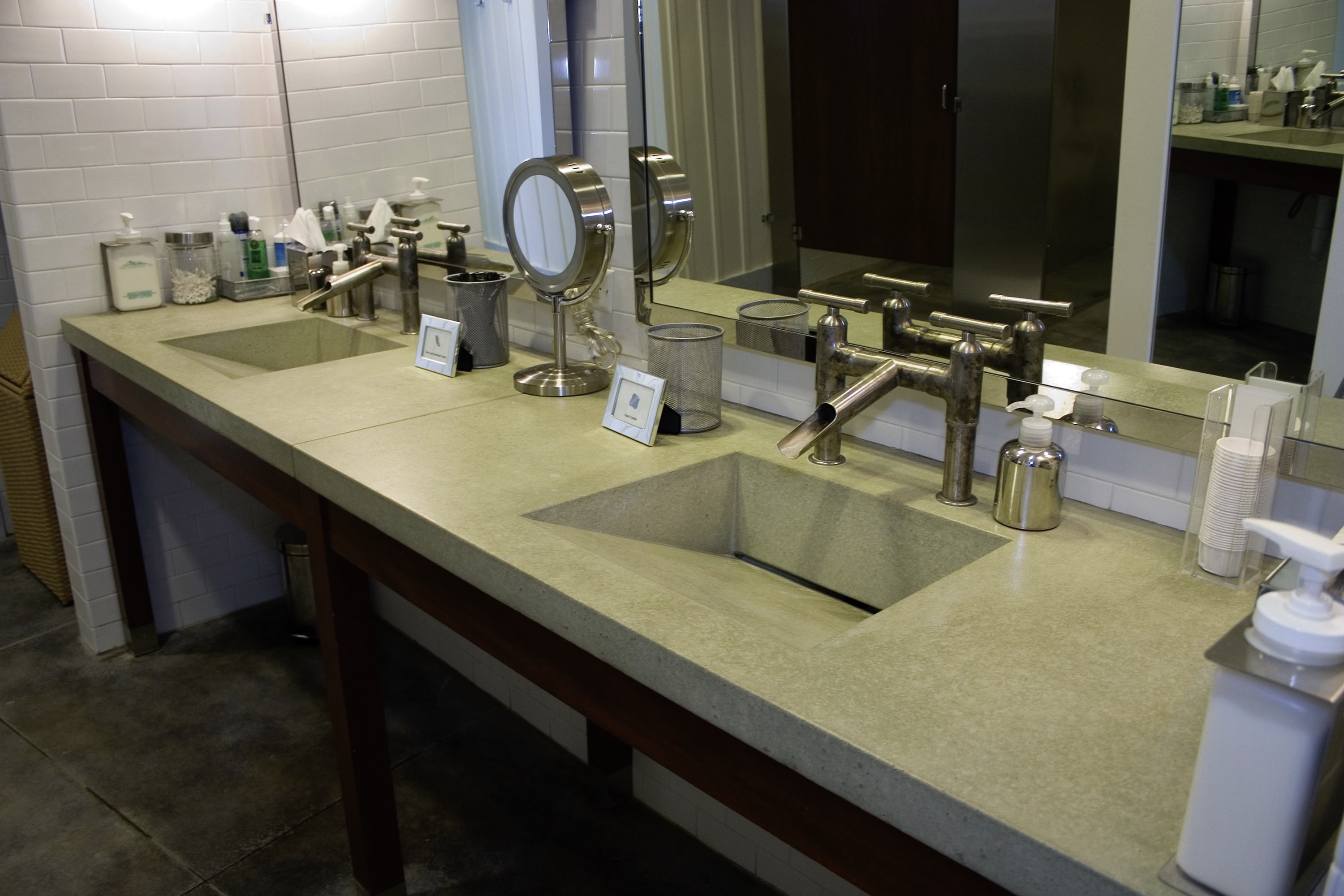 Concrete RampSink, N622 Green Tea