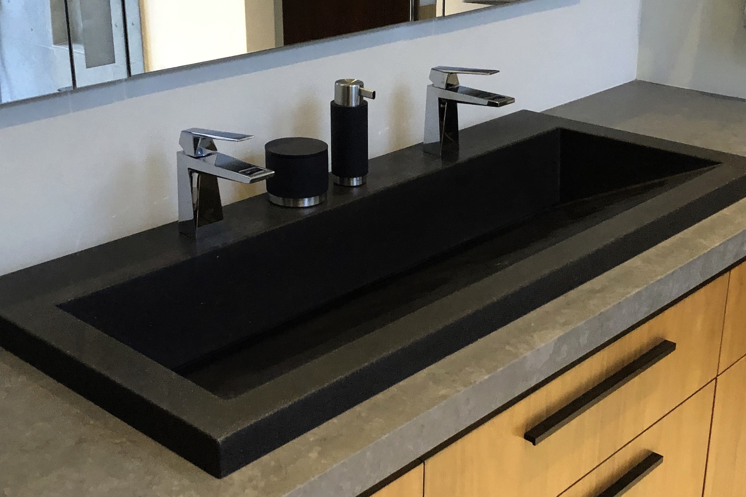 Concrete RampSink, N601 Midnight