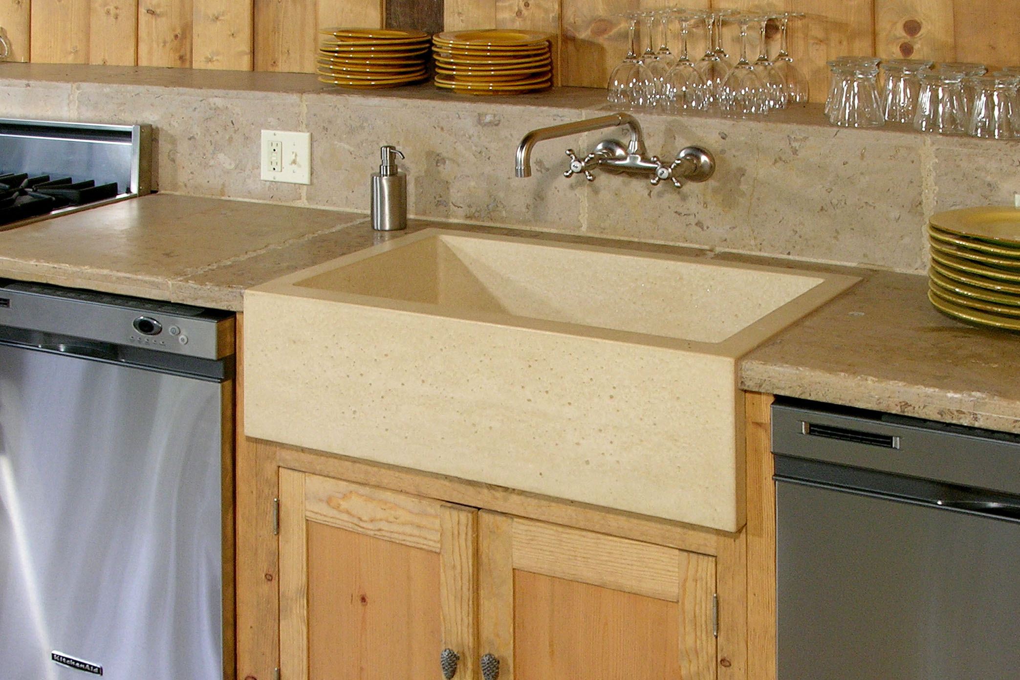 Concrete FarmSink, N607 Truffle